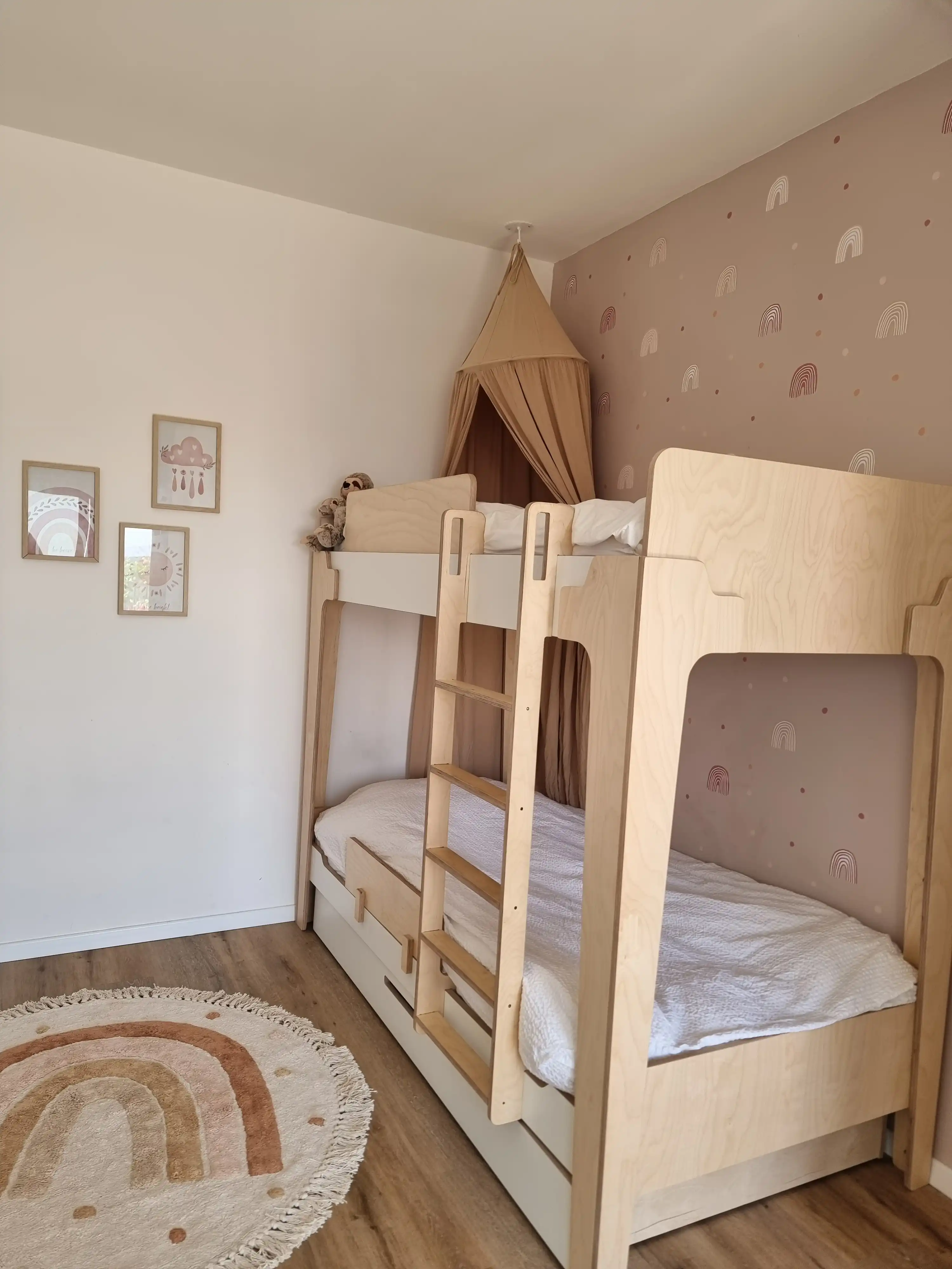 עיצוב חדר בנות מיטת עם קומותיים